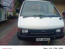 Nissan Largo 1987 Van