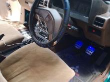 https://riyasewana.com/uploads/nissan-lancer-box-26621056274.jpg