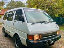 Nissan Largo 1991 Van
