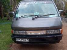 Nissan Largo 1991 Van