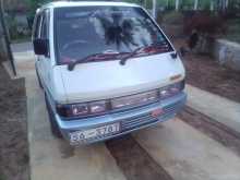 Nissan Largo 1990 Van