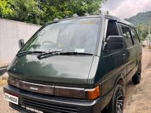 Nissan Largo 1995 Van