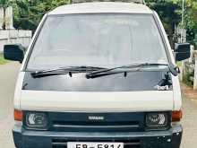 Nissan LARGO 1987 Van