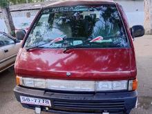 Nissan Largo 1993 Van