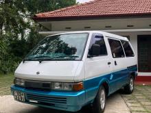 Nissan Largo 1993 Van