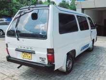 Nissan Largo 1988 Van