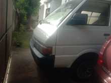 Nissan Largo 1991 Van