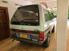 https://riyasewana.com/uploads/nissan-largo-1993-621450712232.jpg
