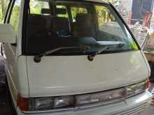 Nissan Largo 1994 Van