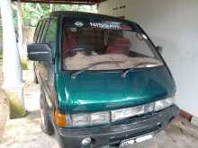 Nissan Largo 1994 Van