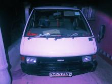 Nissan Largo 1991 Van