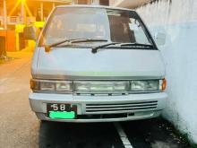 Nissan Largo 1992 Van