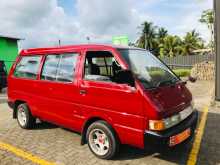 Nissan Largo 1992 Van
