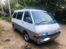 Nissan Largo 1991 Van