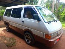 Nissan Largo 1991 Van
