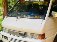 Nissan Largo 1987 Van