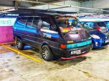 Nissan Largo 1990 Van