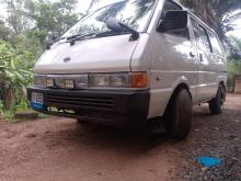 Nissan Largo 1992 Van