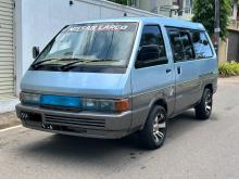 Nissan Largo VX 1993 Van
