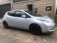 https://riyasewana.com/uploads/nissan-leaf-1112375924341.jpg