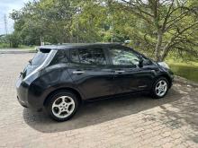 https://riyasewana.com/uploads/nissan-leaf-114410517225.jpg