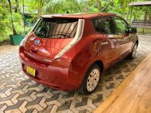 https://riyasewana.com/uploads/nissan-leaf-1221450917256.jpg