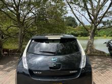 https://riyasewana.com/uploads/nissan-leaf-137131717573.jpg