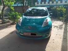 Nissan LEAF 2014 Car