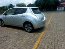 https://riyasewana.com/uploads/nissan-leaf-2012-422160912212.jpg
