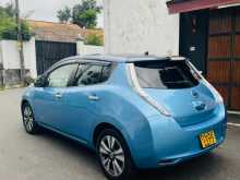 https://riyasewana.com/uploads/nissan-leaf-2012-49134912973.jpg
