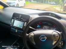 https://riyasewana.com/uploads/nissan-leaf-2013-138515412623.jpg