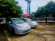 https://riyasewana.com/uploads/nissan-leaf-2013-1510143412194.jpg