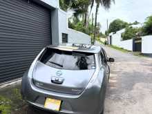 https://riyasewana.com/uploads/nissan-leaf-2013-1514395612112.jpg