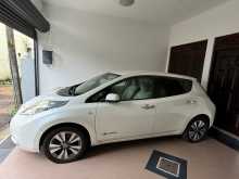 Nissan Leaf 2013 Car