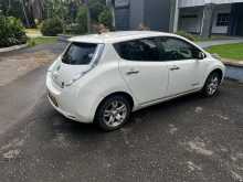 https://riyasewana.com/uploads/nissan-leaf-2014-1311574912602.jpg