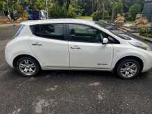 https://riyasewana.com/uploads/nissan-leaf-2014-1311574913003.jpg