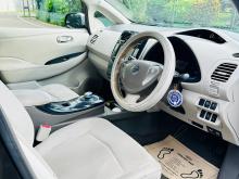 https://riyasewana.com/uploads/nissan-leaf-221395917015.jpg