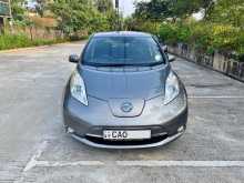 https://riyasewana.com/uploads/nissan-leaf-222561942.jpg