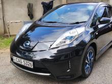 Nissan Leaf 2013 Car