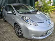 https://riyasewana.com/uploads/nissan-leaf-26942064331.jpg