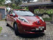 https://riyasewana.com/uploads/nissan-leaf-271356044162.jpg