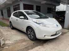 Nissan LEAF 2012 Car