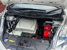 https://riyasewana.com/uploads/nissan-leaf-421111376.jpg