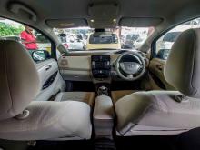 https://riyasewana.com/uploads/nissan-leaf-514102110863.jpg