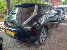 https://riyasewana.com/uploads/nissan-leaf-5164307904.jpg