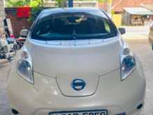 Nissan LEAF 2013 Car