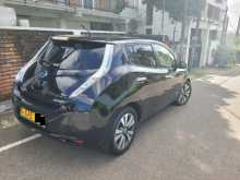 https://riyasewana.com/uploads/nissan-leaf-7182356102.jpg
