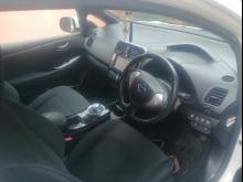 https://riyasewana.com/uploads/nissan-leaf-918134517275.jpg