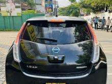 https://riyasewana.com/uploads/nissan-leaf-98272917962.jpg