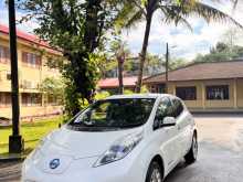 Nissan LEAF AZE0 2012 Car